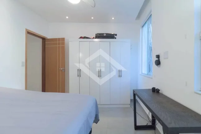 Imagem Apartamento Jardim de 2 Quartos Mobiliado e Reformado