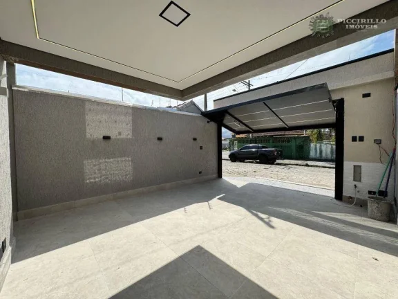 Imagem Casa com 3 dormitórios à venda, 140 m² por R$ 900.000,00 - Maracanã - Praia Grande/SP