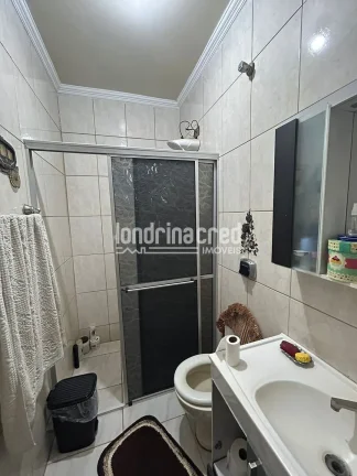 Imagem Casa à venda 3 Quartos, 2 Vagas, 200M², Jardim Neman Sahyun, Londrina - PR