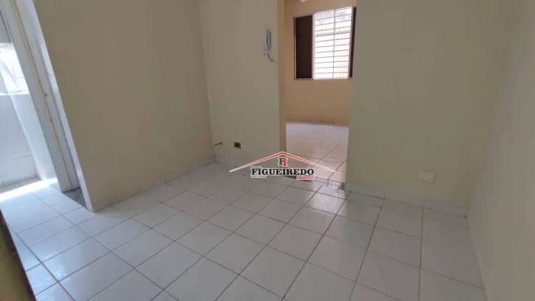 Imagem Kitnet com 1 dormitório para alugar, 36 m² por R$ 1.400,02/mês - Canto do Forte - Praia Grande/SP