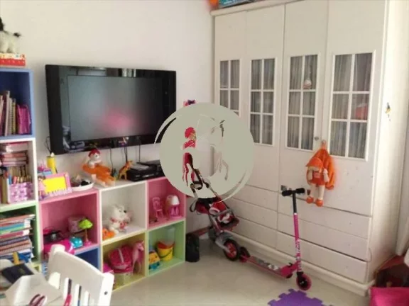 Imagem APARTAMENTO GRANDE PROXIMO AO CANAL 4 A 2 QUADRAS DA PRAIA.