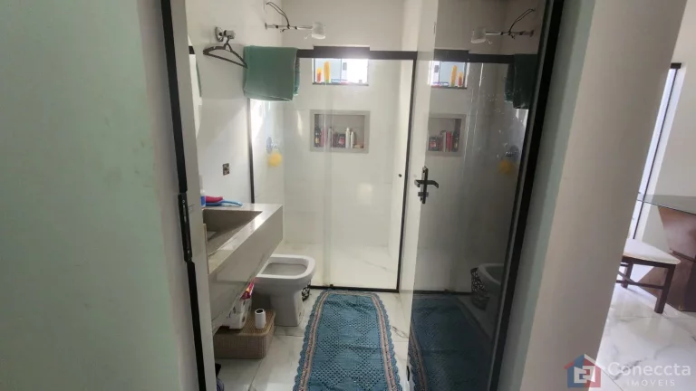 Imagem Casa de Alto Padrão à Venda no Bairro Alvorada – Patos de Minas/MG | 3 Quartos e Suíte