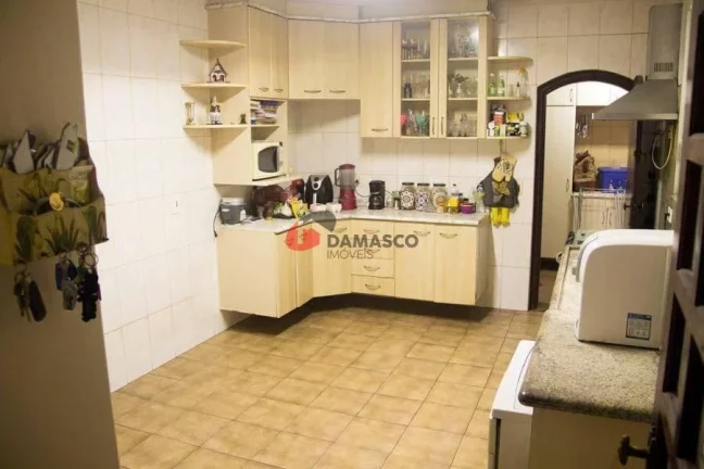 Imagem Sobrado à venda 3 Quartos, 1 Suite, 2 Vagas, 231M², Barcelona, São Caetano do Sul - SP