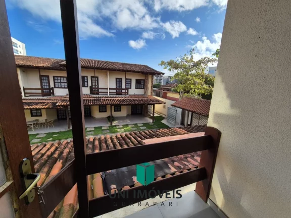 Imagem Casa duplex em condomínio fechado próximo a Praia de Peracanga ! Totalmente reformado e mobiliado.