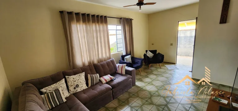 Imagem Casa Padrão de 3 dormitórios no Jardim do Lago