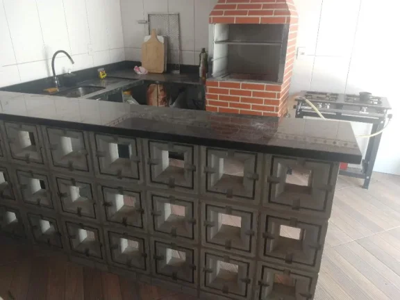 Imagem Casa para Venda por R$560.000,00 com 220m², 3 dormitórios, 1 suite e 2 vagas - Jardim helena, Ferraz de vasconcelos / SP - Cód. BDI28758