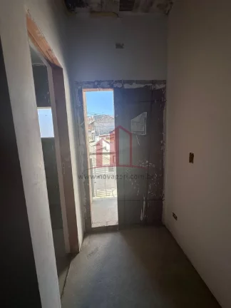 Imagem Sobrado em Fase de Construção: Casa à Venda em Franco da Rocha-SP, 2 Quartos, 2 Suítes, 1 Vaga de Garagem, 70m²