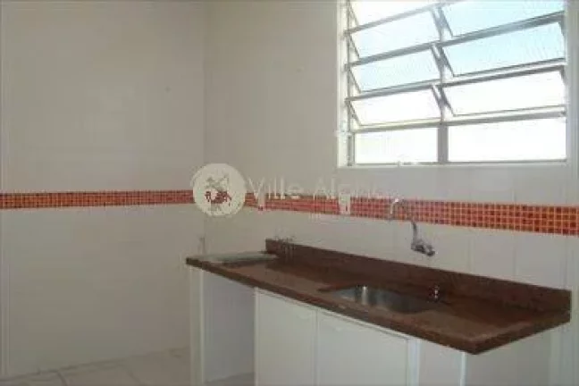 Imagem Casa de esquina a venda em Santos