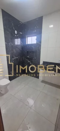 Imagem Casa à venda em Sinop-MT, bairro Parque Amazonas: 2 quartos, 1 sala, 1 banheiro, 70m² de área.