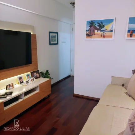 Imagem Apartamento com 3 dormitorios sendo uma suite e duas vagas no Cambuci.