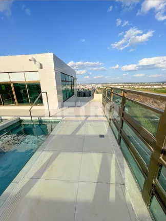 Imagem Cobertura de Alto Padrão à venda na Orla Vista panorâmica da cidade, 4 suítes