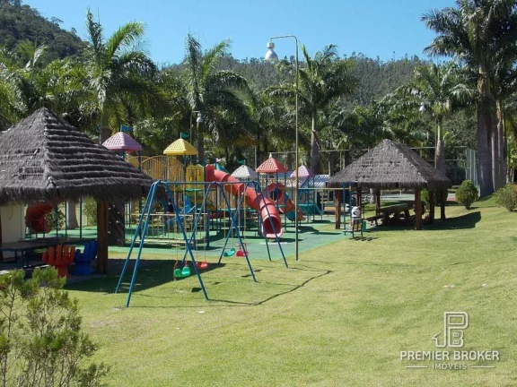 Imagem Casa à venda, 328 m² por R$ 2.000.000,00 - Vargem Grande - Teresópolis/RJ