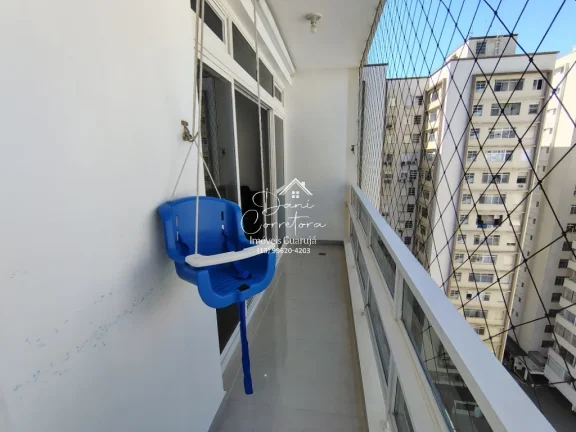 Imagem Apartamento reformado com vista, 50 metros da praia nas Pitangueiras: 3 quartos, 1 suíte, 2 salas, 3 banheiros, 1 vaga, 134m²!