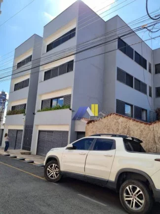 Apartamento com 3 Quartos à Venda ou Locação, 155 m² em Centro - Pouso Alegre