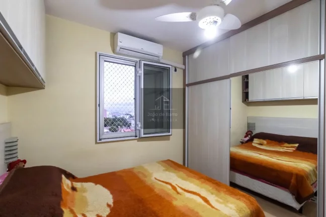 Imagem Apê Reformado 2 dorm 1 vg perto metro