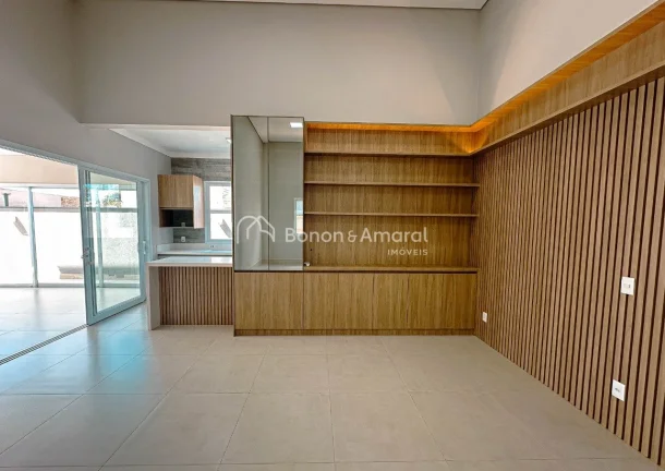 Imagem Maravilhosa casa térrea, acabamento de primeira, com 3 suítes todas com armários e ar condicionad...