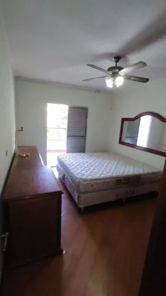Imagem Sobrado com 3 dormitórios para alugar, 350 m² por R$ 3.150,00/mês - Parque Marajoara - Santo André/SP