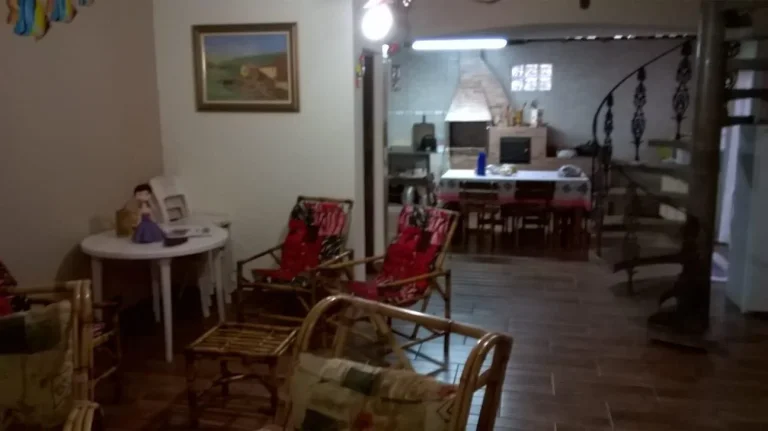 Imagem Casa para Venda em Itanhaém, Parque Augustus, 4 dormitórios, 2 suítes, 2 banheiros, 6 vagas