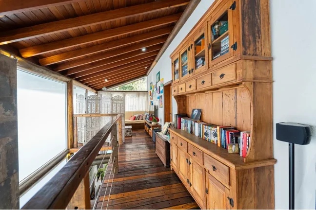 Imagem Imperdível: Casa à venda em São Paulo-SP, no Planalto Paulista, com 4 quartos, 4 suítes, 10 banheiros, 4 vagas e 326m².