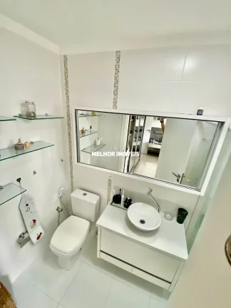 Imagem Apartamento à Venda Mobiliado e Equipado com 04 suítes, localizado em Meia Praia, Itapema - SC