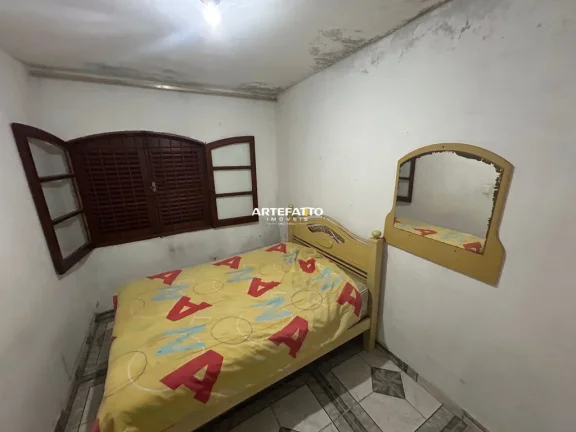 Imagem Casa térrea , bem localizada com potencial de reforma