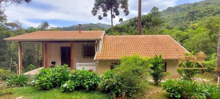 Imagem Casa para venda em Campos do Jordão-SP no Bairro Cidade do Sol!