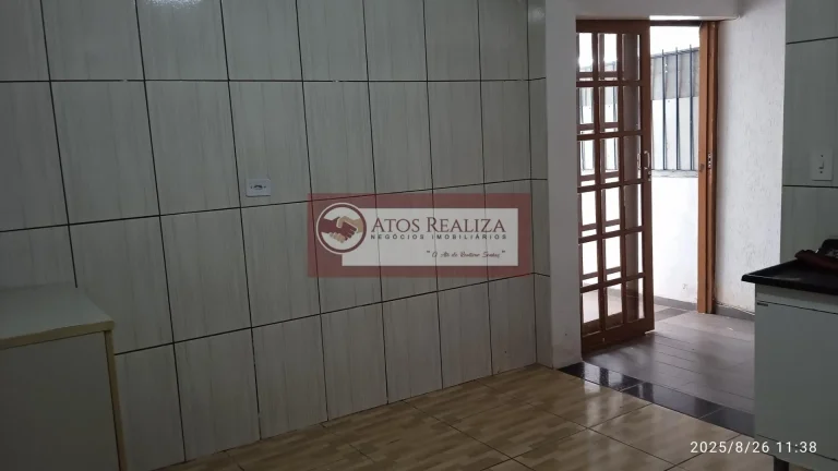 Imagem Casa para Alugar no Jardim Varginha SP, 1 Suíte, 30m² por R$750