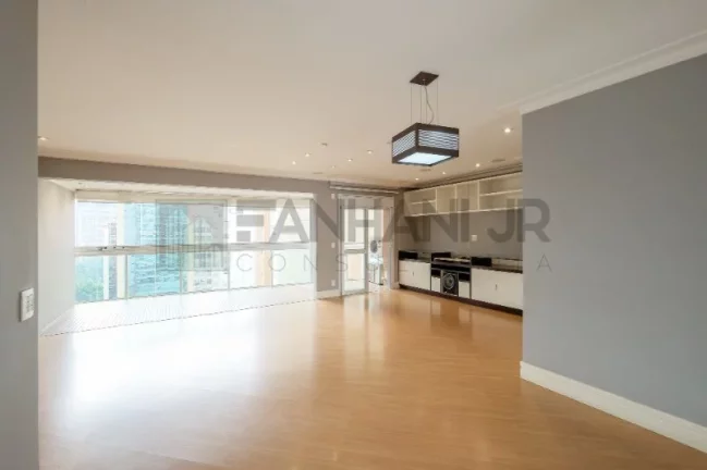 Imagem Apartamento à venda na Vila Olímpia, São Paulo-SP: 3 quartos, 3 suítes, 3 salas, 5 banheiros, 3 vagas de garagem, 125m².