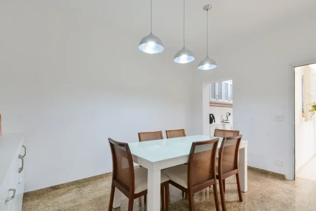 Imagem Casa Sobrado Ipiranga - 200M², 3 Dorms, 1 Suíte, 3 Vagas, Varanda, Copa, Dependência de Serviço, Espaço Gourmet.