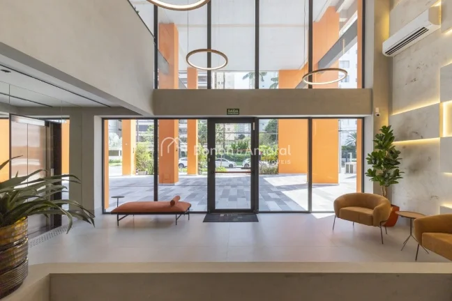 Imagem Descubra este encantador apartamento estilo studio para venda, localizado em uma das principais ruas...