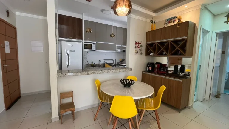 Imagem APARTAMENTO À VENDA COM 2 DORMITÓRIOS SENDO 1 SUÍTE,SALA 2 AMBIENTES