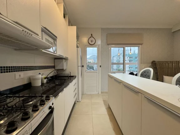 Imagem Apartamento a venda na Praia das Toninhas a poucos metros do mar