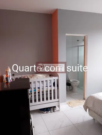 Imagem Vendo Oportunidade em parelheiros, Sobrado 3 Dormitórios, cozinha Americana, 2 Banheiros, Garagem e pronto comercial, valor de oportunidade, R$: 180.000. Aproveite.