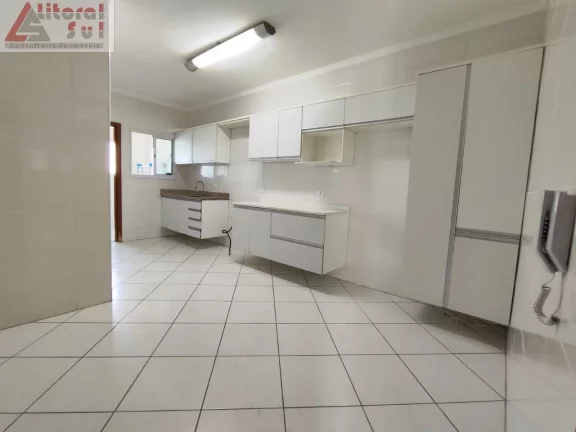 Imagem Imperdível cobertura de luxo com 3 suítes e 350m² em Ocian, Praia Grande-SP! Venha conferir!