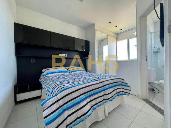 Imagem Cobertura Semi-mobiliada à venda com 1 suíte e 2 quartos, 2 vagas individuais de garagem no melhor...