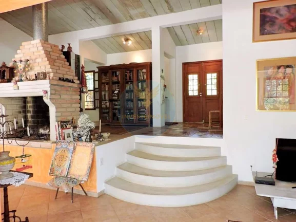 Imagem Casa em Condomínio a Venda no bairro Granja Viana - Embu das Artes, SP