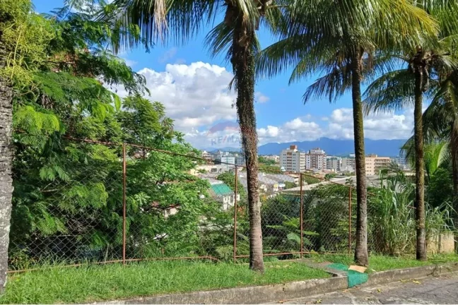 Imagem Casa com 4 quartos à venda em Vila Valqueire, Rio de Janeiro