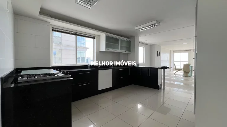Imagem Cobertura Triplex no Edifício Marquês de Olinda em Balneário Camboriú