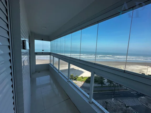 Apartamento Frente Mar em Praia Grande com 3 Dormitórios