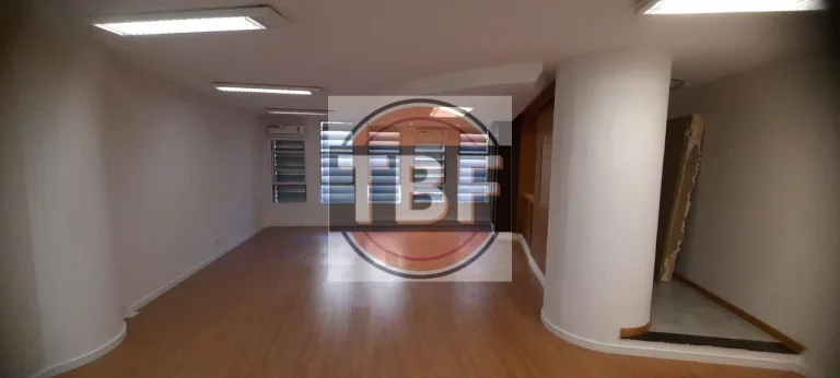 Imagem Sala Comercial no Edifício Itália: 60 m² e 2 banheiros