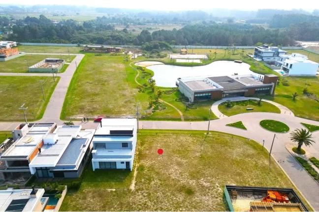 Terreno à Venda, 300 m² em Arroio Teixeira - Capão Da Canoa