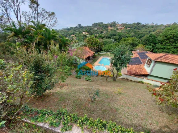 Imagem Magnífica chácara de 2800 m² - 7 dorm - 08 vagas - venda por R$ 1.000.000 e pacote locação por R$ 6.650/mês - Condominio Restinga Verde- São Roque/SP
