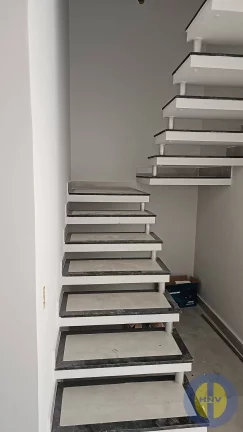 Imagem VENDO DUPLEX ESPAÇOSO COM ÁREA GOURMET E PISCINA
