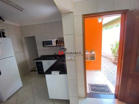 Imagem Casa à venda 2 Quartos, 1 Suite, 2 Vagas, 178M², Campestre, Santo André - SP
