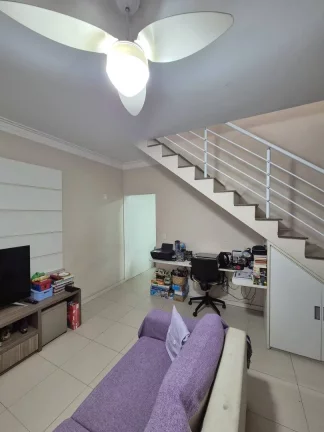 Imagem Sobrado em Villagio à Venda – 02 suítes e 02 vagas amplas - excelente local