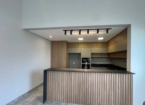Imagem Linda casa nova - Condomínio próximo ao centro