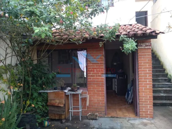 Imagem Sobrado com 3 dorm. (1 suíte) + 2 vagas - Vila Tiradentes