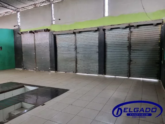 Imagem DELGADO aluga GALPÃO com 300m2 Coberto e mais 350m2 de terreno (area descoberta) de frente Rod. Gov. Mario Covas ( BR 101) (passarela), Itaborai-RJ.