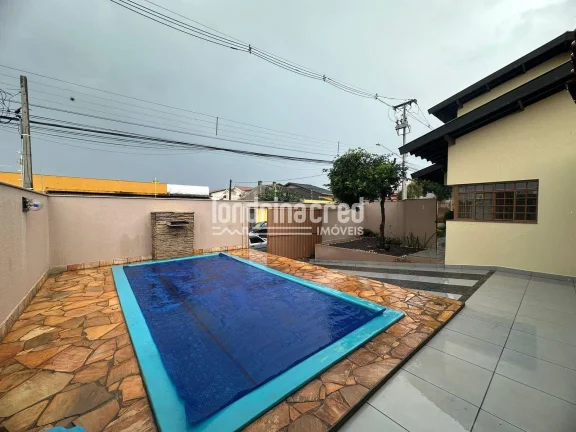 Imagem Magnífico Sobrado com 3 Dormitórios, Suíte, Piscina, Churrasqueira e 4 Vagas de Garagem em Terreno de 416 m² - Oportunidade em Zona Residencial ZR-4!