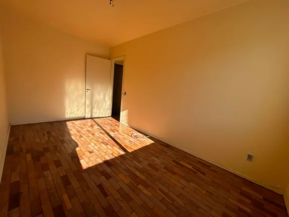 Imagem Apartamento à venda em Porto Alegre, Menino Deus, com 2 quartos, 62m2